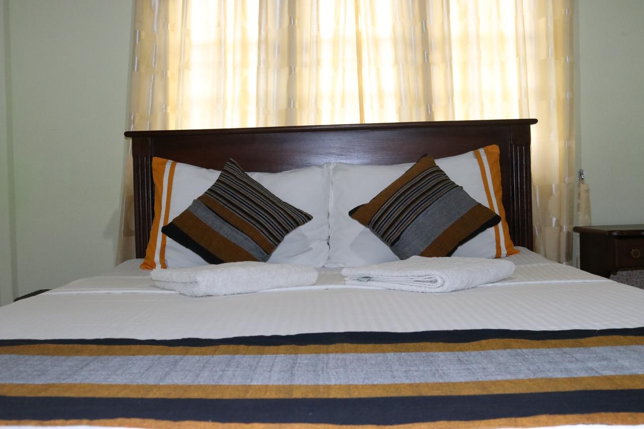 Sanasuma Rest Hotell Anuradhapura Exteriör bild